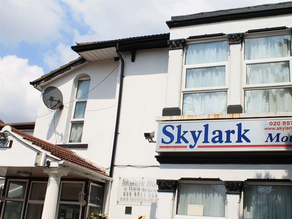 הונסלו Skylark Guest House מראה חיצוני תמונה