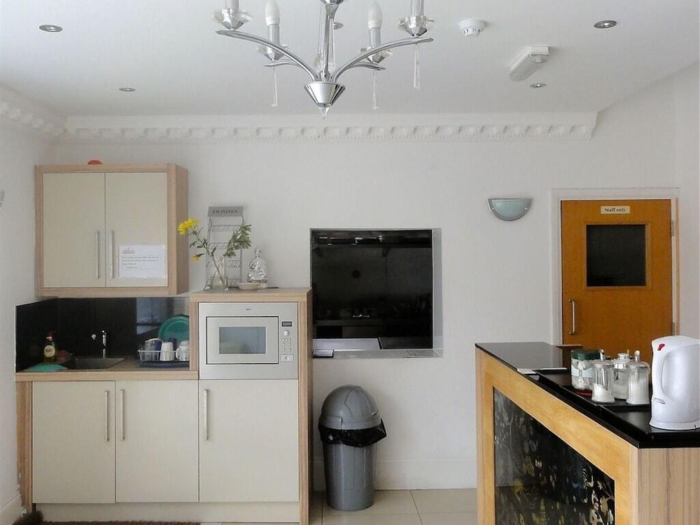 הונסלו Skylark Guest House מראה חיצוני תמונה