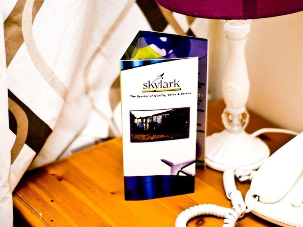 הונסלו Skylark Guest House מראה חיצוני תמונה